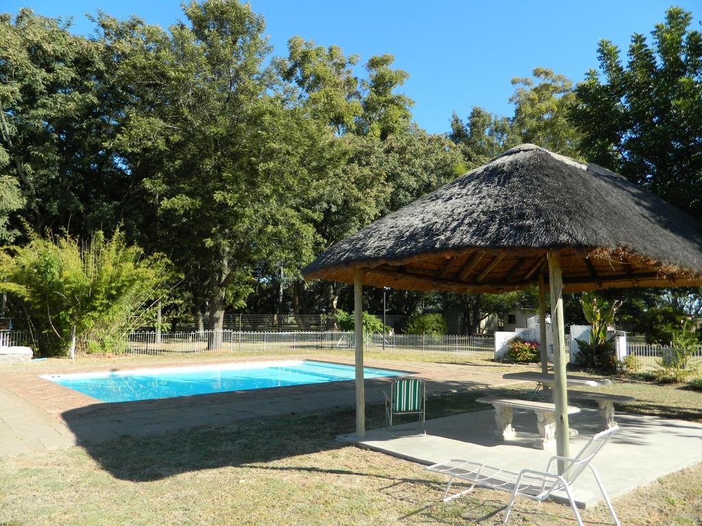 Hôtel Linga-Longa à Bela-Bela Extérieur photo